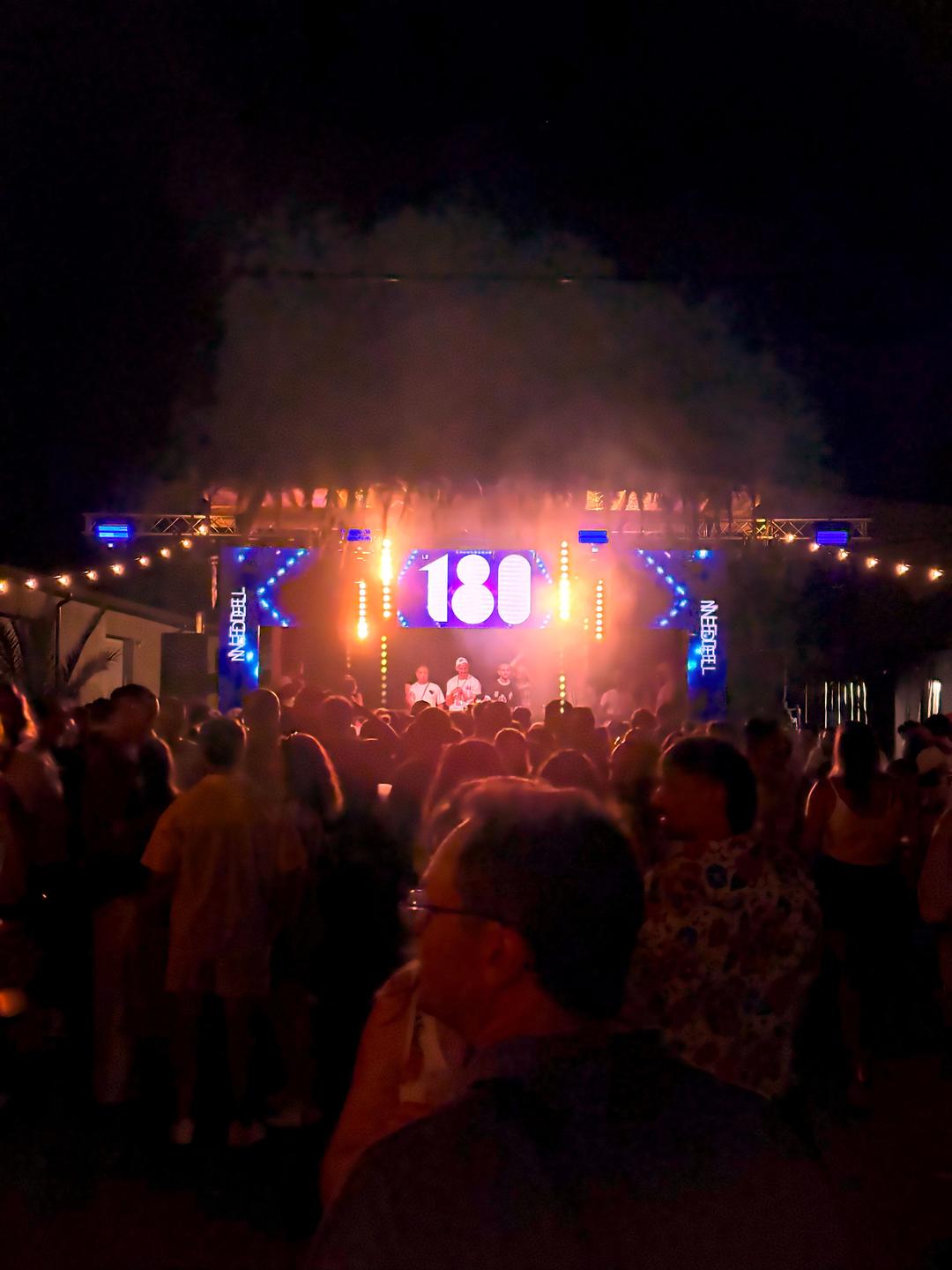 Mainstage Le 180 orange